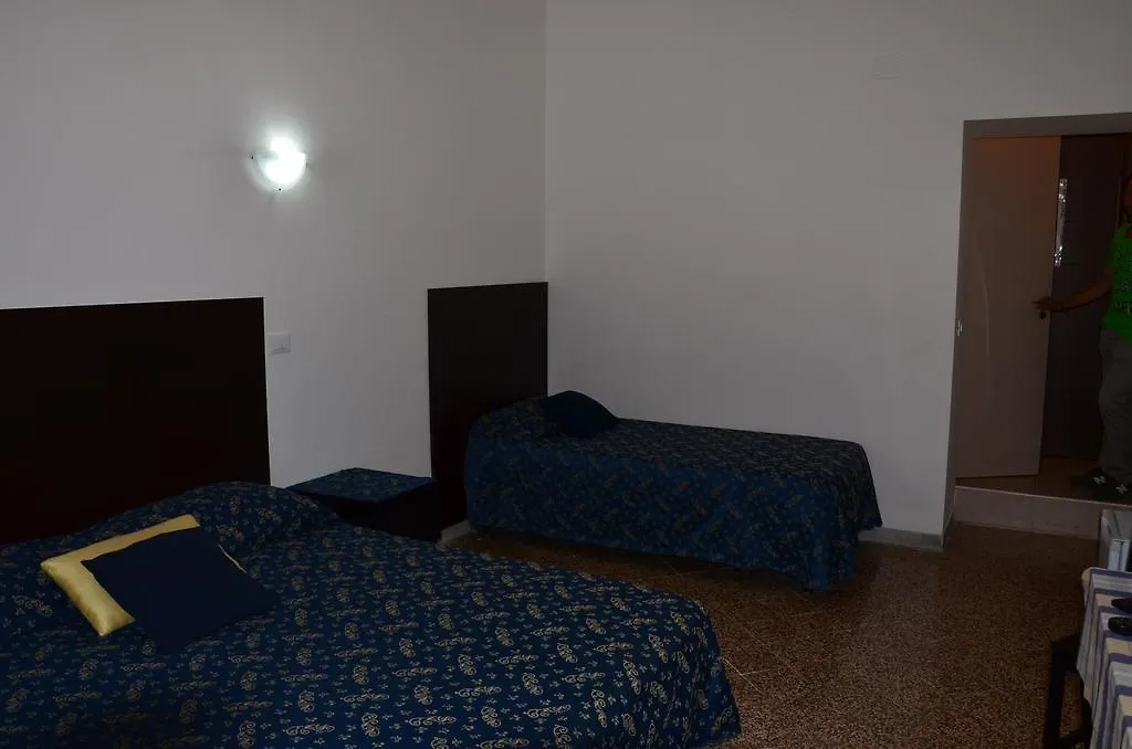 Ines Downtown B&B Рим Отель типа 